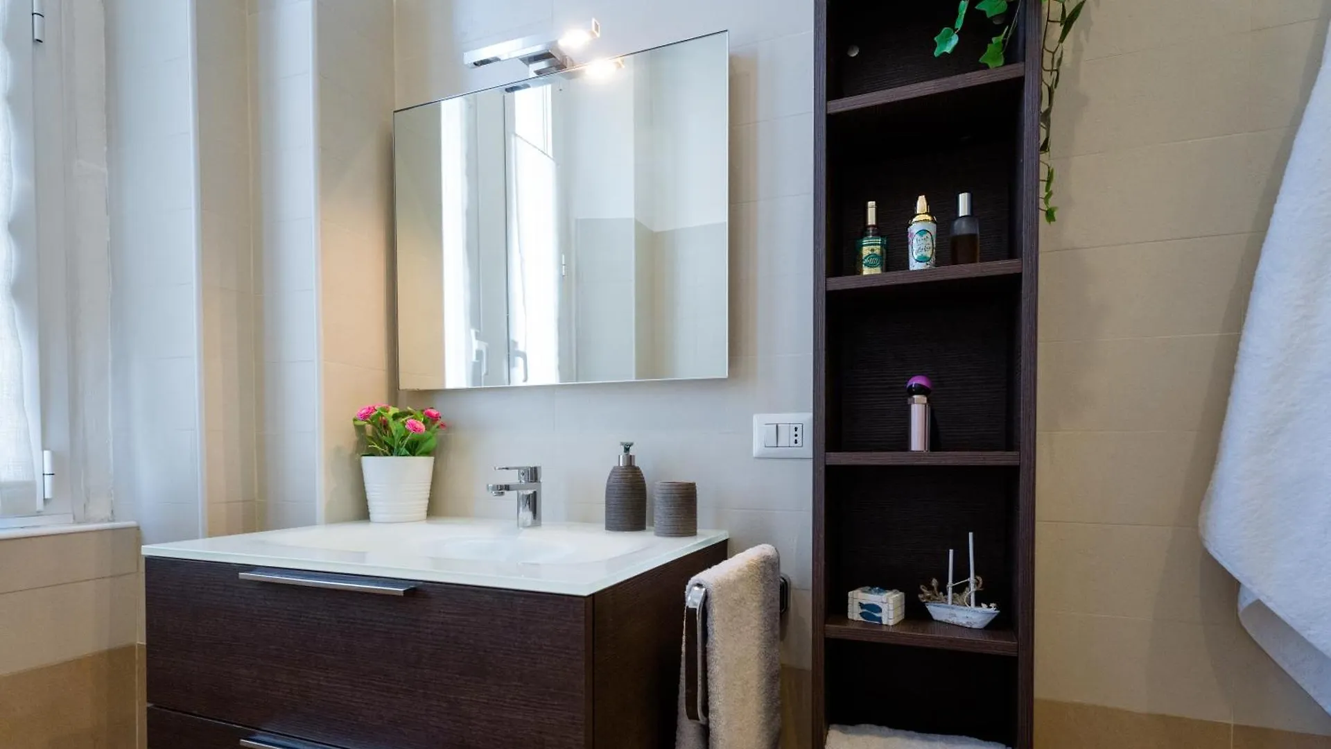 Apartment Romolo Space - Navigli Milan